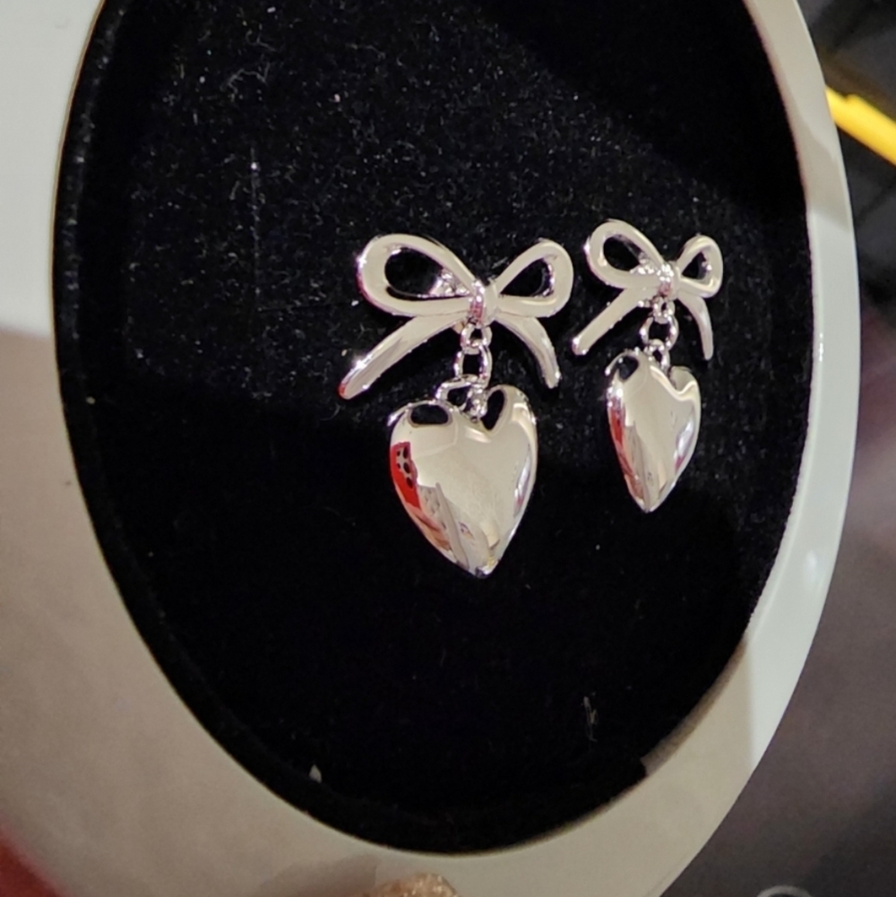 Silver Heart Bow Earrings - Picture 2 of 3